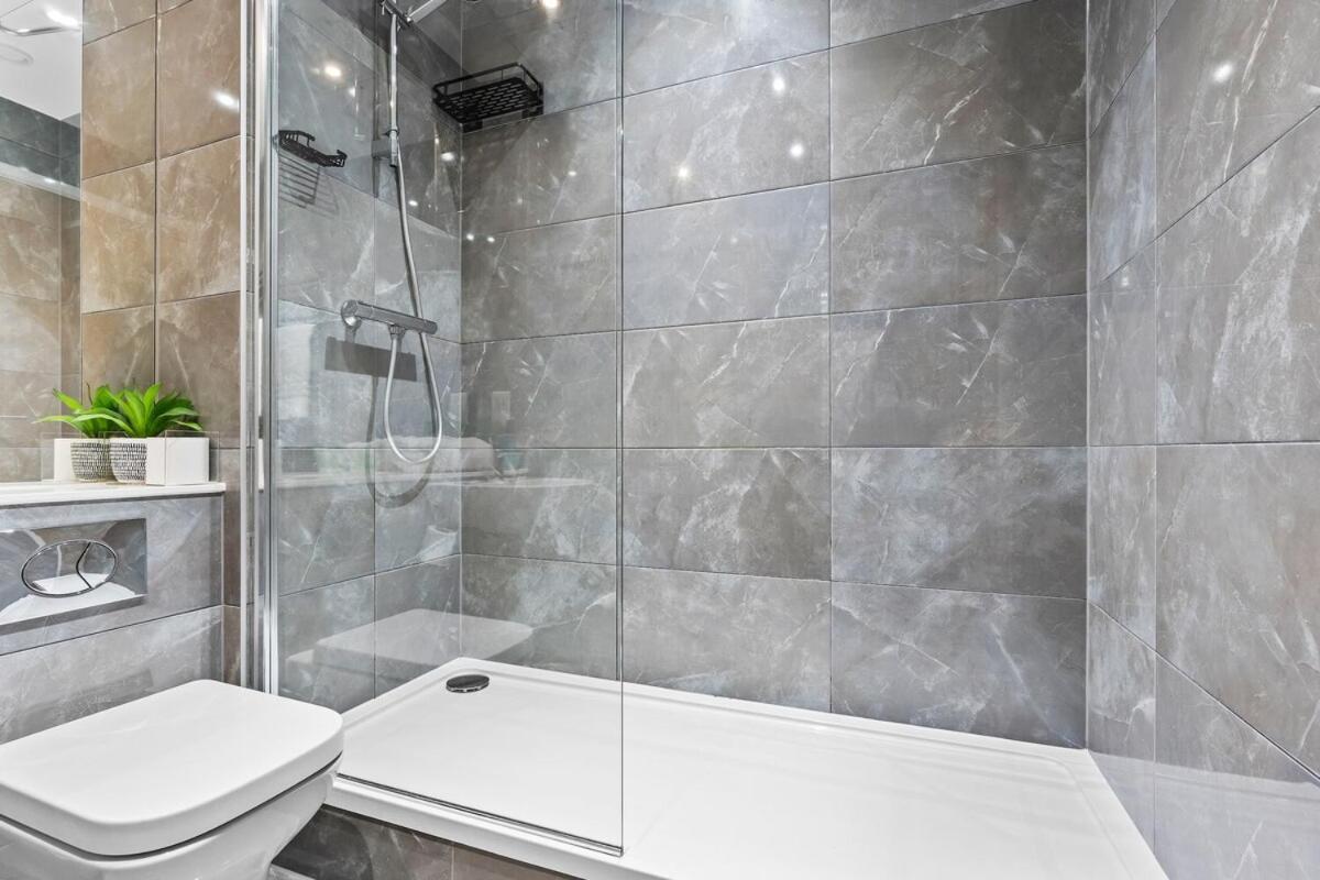 New St Penthouse Luxury - Parking - Contractors Apartment Birmingham